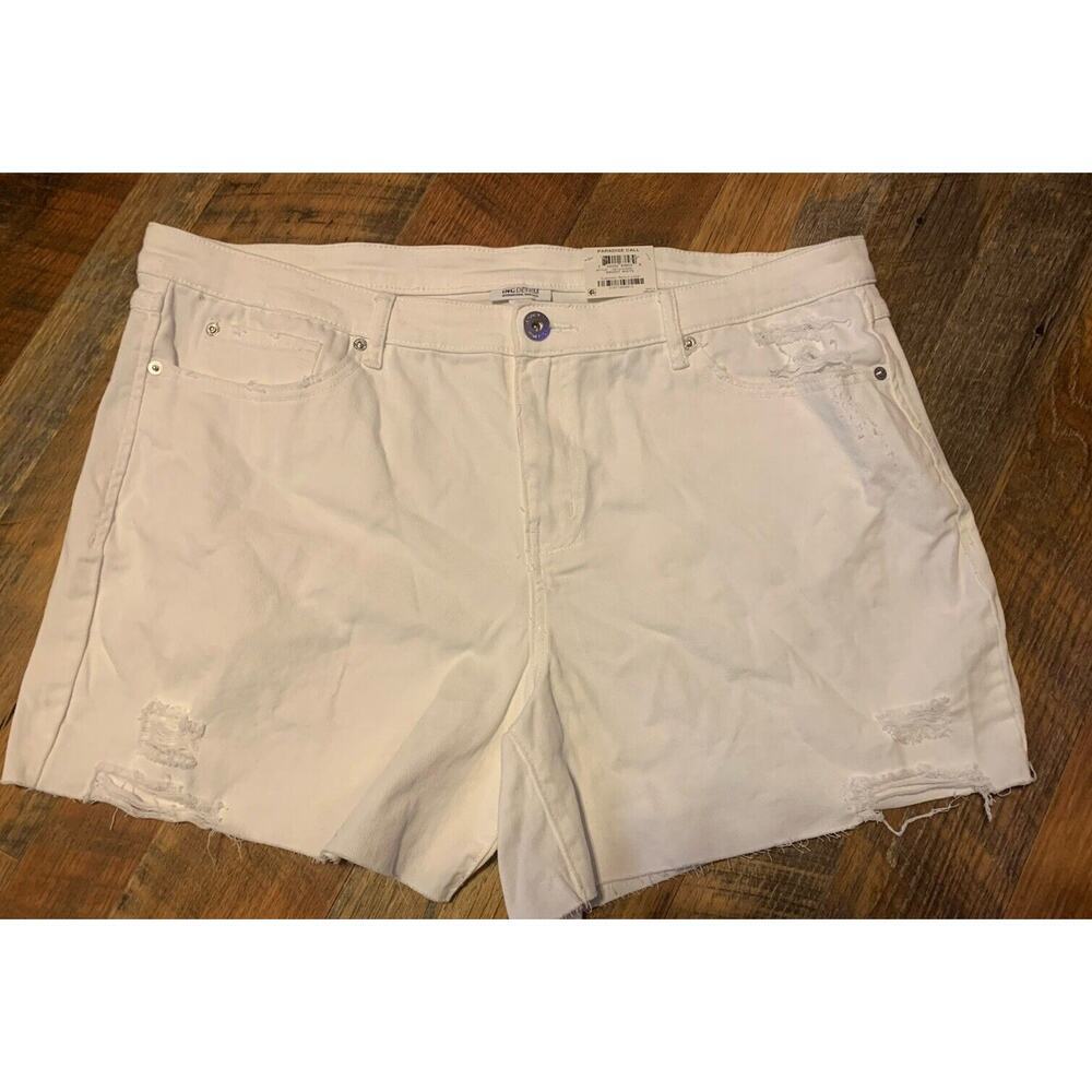 INC Women's 100% Cotton Distressed‎ Ripped Denim Shorts, White, Size 24W